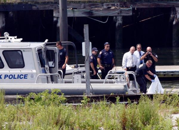 Retired NYPD sergeant Joe Giacalone said “Floaters” surfacing in New York waterways “is not unusual.” 