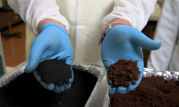 Coffee biocha<em></em>r (left) alo<em></em>ngside spent coffee grounds in the team's lab at RMIT. Credit: Carelle Mulawa-Richards, RMIT