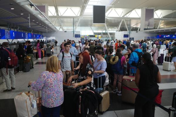 JFK Airport was dragged for havin<em></em>g high prices in addition to delays and cancellations.