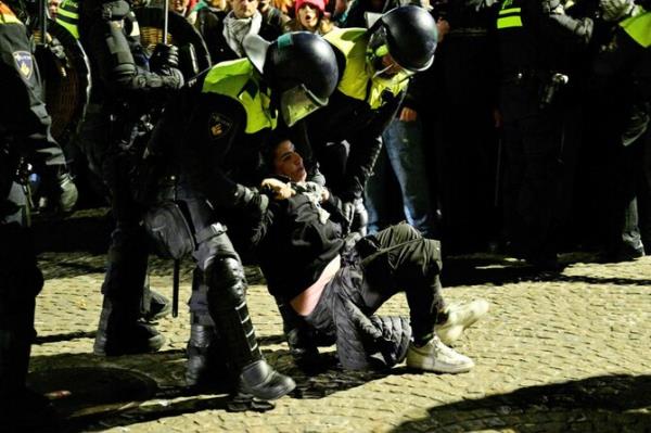 Police violence probed after Amsterdam pro-Palestinian protest