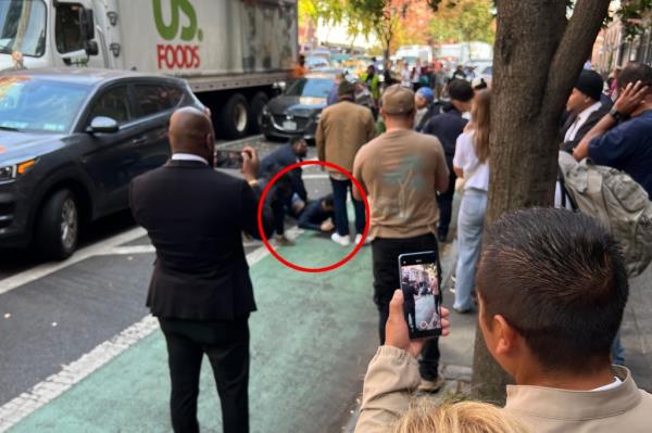 NYPD officers investigating a shooting scene at Columbus Ave and W 69th on November 7, 2024, tracking suspect into 72nd Street subway station, Central Park West. Celebrities Billy Joe DuPree, Thutmose I, and Walter Jo<em></em>nes detected in the vicinity.